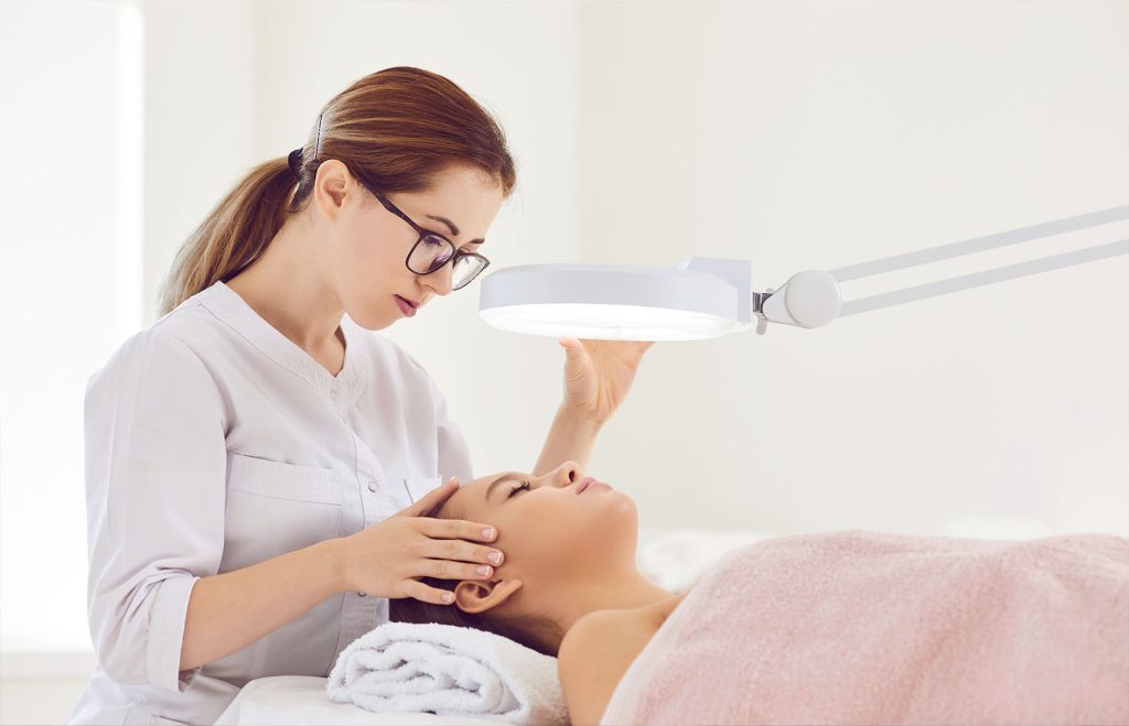 Medico estetico a Cuneo, prima visita approfondita presso Lilium Spazio ...